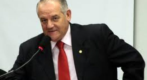 Carimbão nega racha no PROS: “tem gente de fora fazendo intriga”