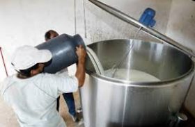 Fazenda apresenta proposta para crédito presumido da cadeia leiteira