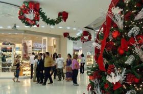 Vendas de Natal têm menor crescimento desde 2003, diz Serasa
