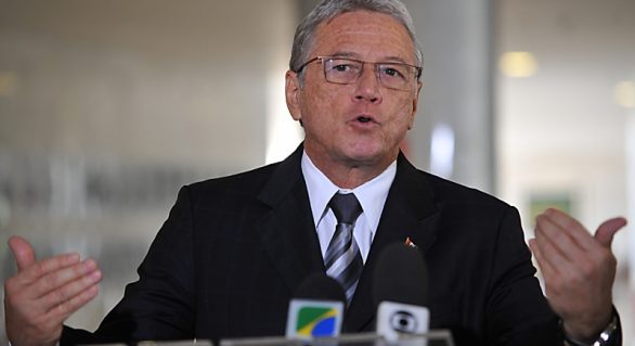 No comando do PSDB, Téo Vilela avisa que é candidato em 2018