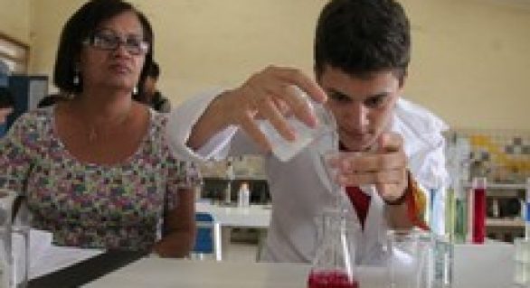 Alunos de escolas públicas estaduais representarão Alagoas em feira nacional