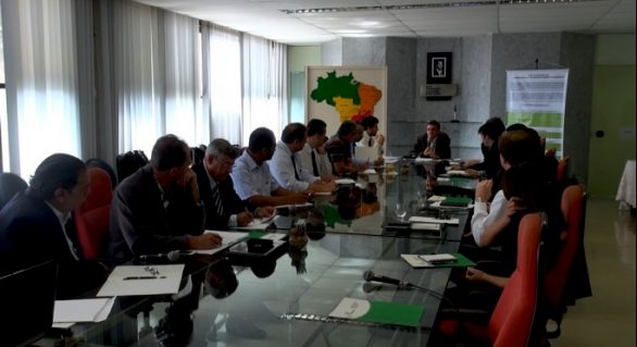 Reunião discute propostas para soerguer setor sucroenergético nordestino