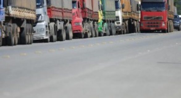 Caminhões receberão chip para impedir roubo de cargas