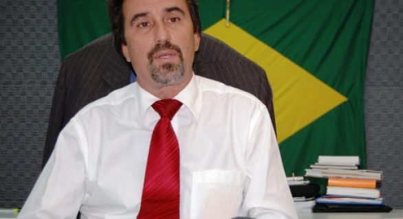 Biu de Lira tenta emplacar Gilberto Occhi no Ministério das Cidades