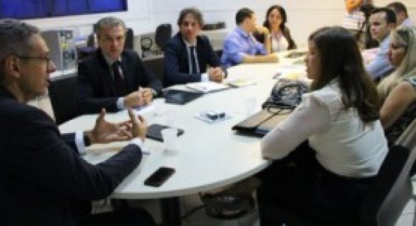 Reunião com diretores de empresa italiana busca ampliação de parceria em Alagoas