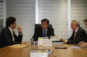 Rui Palmeira discute projetos com ministros em Brasília