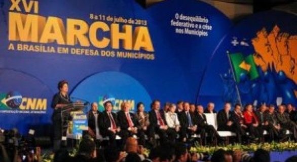 Prefeitos de Alagoas marcham em Brasília para pedir socorro a Dilma