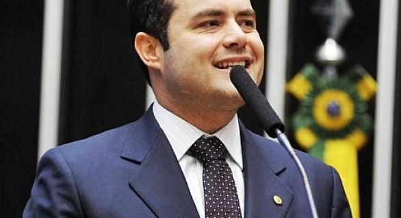 Renan Filho aposta no “novo caminho” na disputa pelo governo