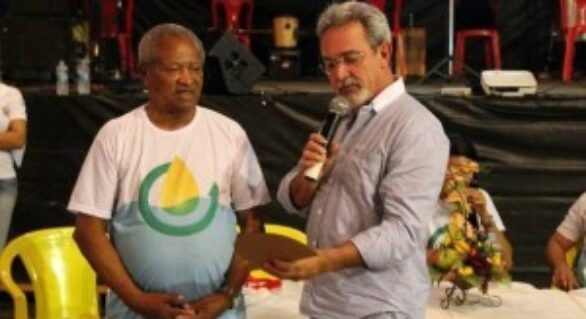 Pescador é homenageado por iniciativa em defesa do Rio São Francisco