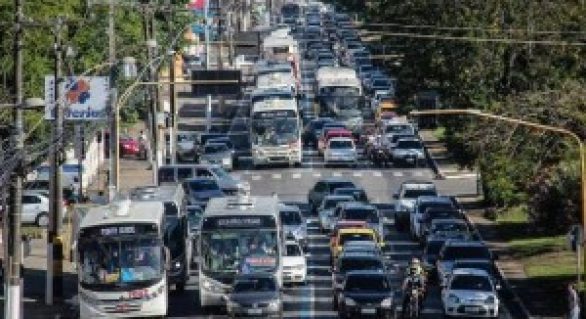 Número de veículos circulando em Maceió cresce quase 7%