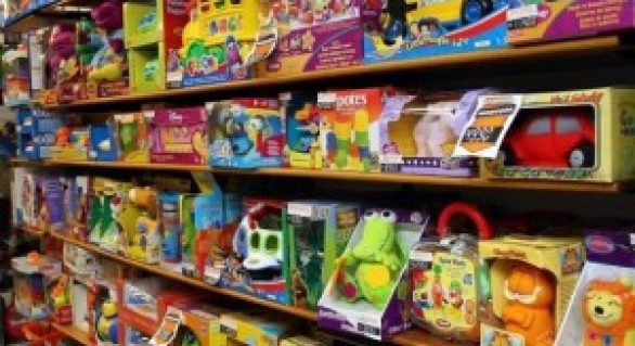 55% dos consumidores de Maceió vão presentear no Dia das Crianças