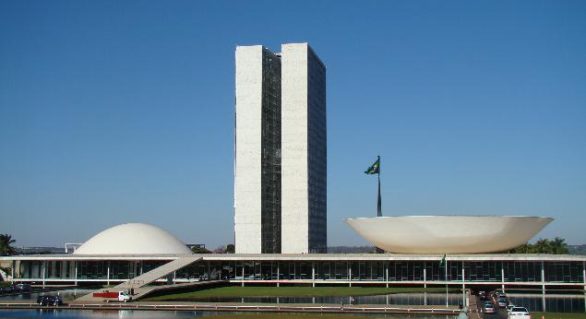 Em Brasília, parlamentares discutem propostas de interesse do municípios