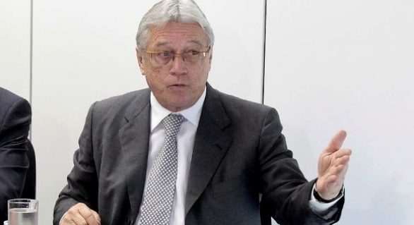 MP ajuíza ação por ato de improbidade contra Teotônio Vilela e ex-secretário por irregularidades
