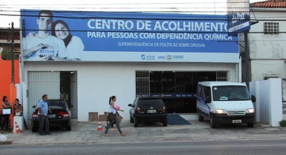 Renan Filho vai manter Acolhe Alagoas na recuperação de dependentes químicos