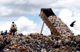 Vetado prazo maior para municípios acabarem com lixões