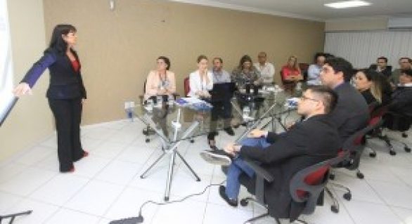 Modelo de gestão do Alagoas Tem Pressa é apresentado para equipe do novo governo