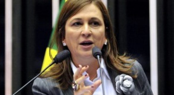 Kátia Abreu diz não temer redução de recursos para o agronegócio