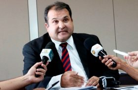 Santoro promete aliviar ‘pressão’ sobre fornecedores do Estado