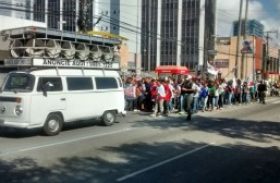 PM coordena deslocamento pacífico de estudantes pela Fernandes Lima
