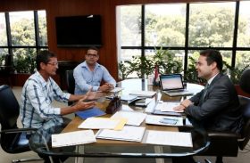 Governador Renan Filho se compromete ajudar município de Satuba