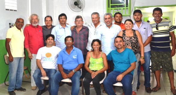 Unicafes realiza evento para incentivar comercialização da agricultura familiar