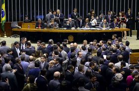 Não muda nada: Câmara mantém coligação para deputados e vereadores