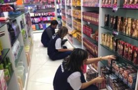 Procon/AL apreende produtos de loja de cosméticos em shopping de Maceió