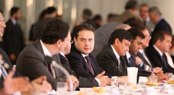 Governador Renan Filho pleiteia debate sobre ICMS