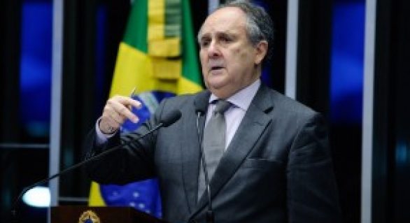 Cristovam: Lula é responsável pela crise por ter levado Dilma à Presidência