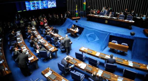 Pré-sal, reforma política e votação de MPs marcam trabalhos do Senado