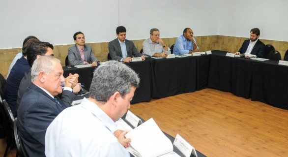 Reunião da bancada federal ‘antecipa’ disputa pela prefeitura de Maceió