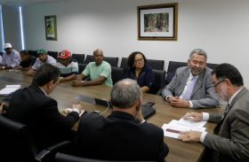 Ministro diz que reforma agrária nas terras de  João Lyra é prioridade