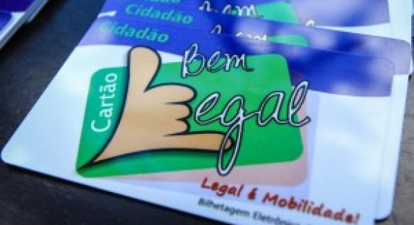 Cartão Bem Legal e credencial para idosos terão emissão gratuita sábado