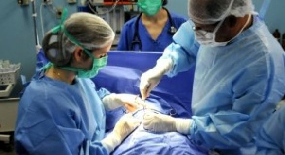 Crise faz número transplantes de órgãos cair em 2016, diz ministério