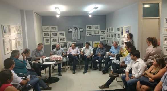 Unicafes pede apoio a Renan Calheiros