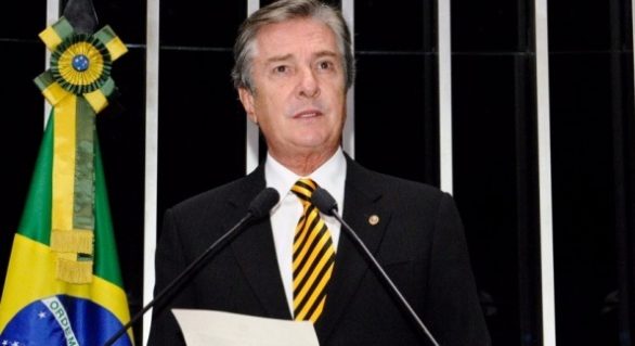 Senador Collor aciona ministro em defesa do Terminal da Transpetro em Alagoas