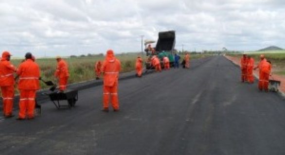 Renan Filho anuncia construção de rodovia entre Matriz e Passo de Camaragibe