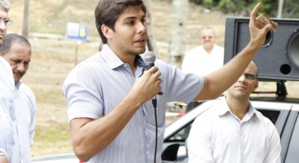 Zezeco, prefeito da Barra, troca PP de Biu pelo PMDB de RF