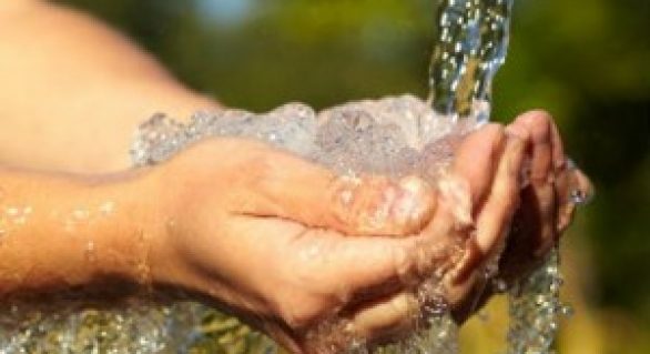 Ampliação da Adutora da Bacia Leiteira levará água a 240 mil sertanejos