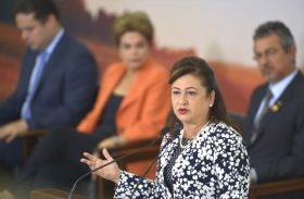Kátia Abreu diz que pretende ser corresponsável se Dilma for afastada