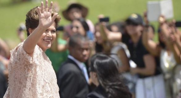 Primeira mulher eleita presidente, Dilma deixa cargo a 2 anos do fim do mandato