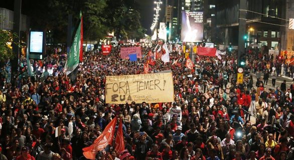 Protesto contra Temer reúne milhares em São Paulo