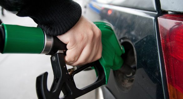 Queda do preço de diesel e gasolina chega aos postos, aponta ANP