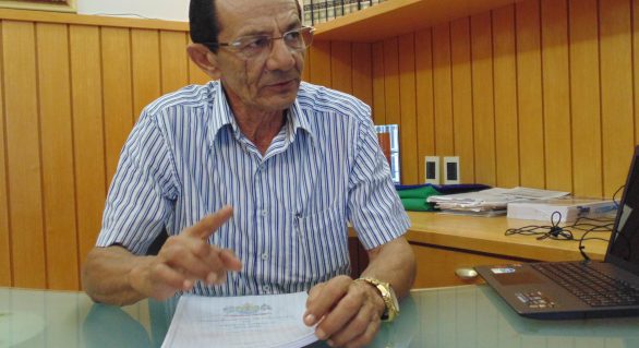 Justiça bloqueia contas da Prefeitura de Lagoa da Canoa; prefeito suspende serviços
