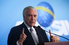Em mensagem de fim de ano, Temer diz que Brasil derrotará a crise em 2017