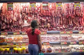 União Europeia avalia medidas mais rigorosas para importação de carne brasileira
