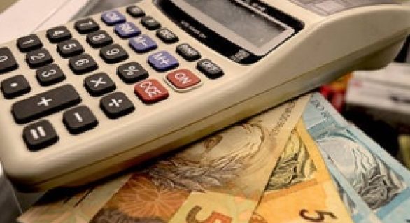 Brasileiros já pagaram R$ 500 bilhões em impostos em 2017