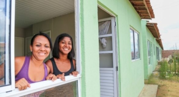 Estado firma convênio para construção de 70 habitações em Ibateguara