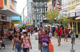 Em Maceió, shoppings e supermercados abrem durante a Semana Santa