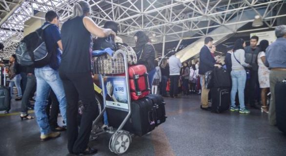 Justiça reverte liminar que impedia cobrança de bagagens por empresas aéreas